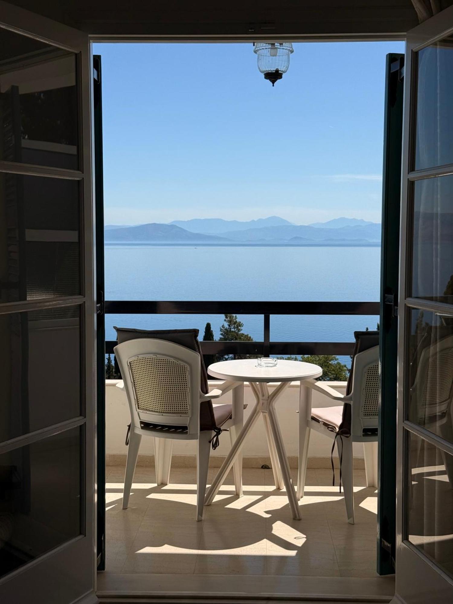 Nikoli Apartments Benitses  Dış mekan fotoğraf